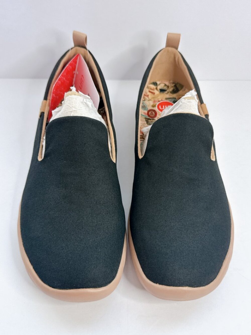 Womens Size 10.5 UIN Canvas Barcelona Canvas Black Slip-On Shoes Art Travel Flat